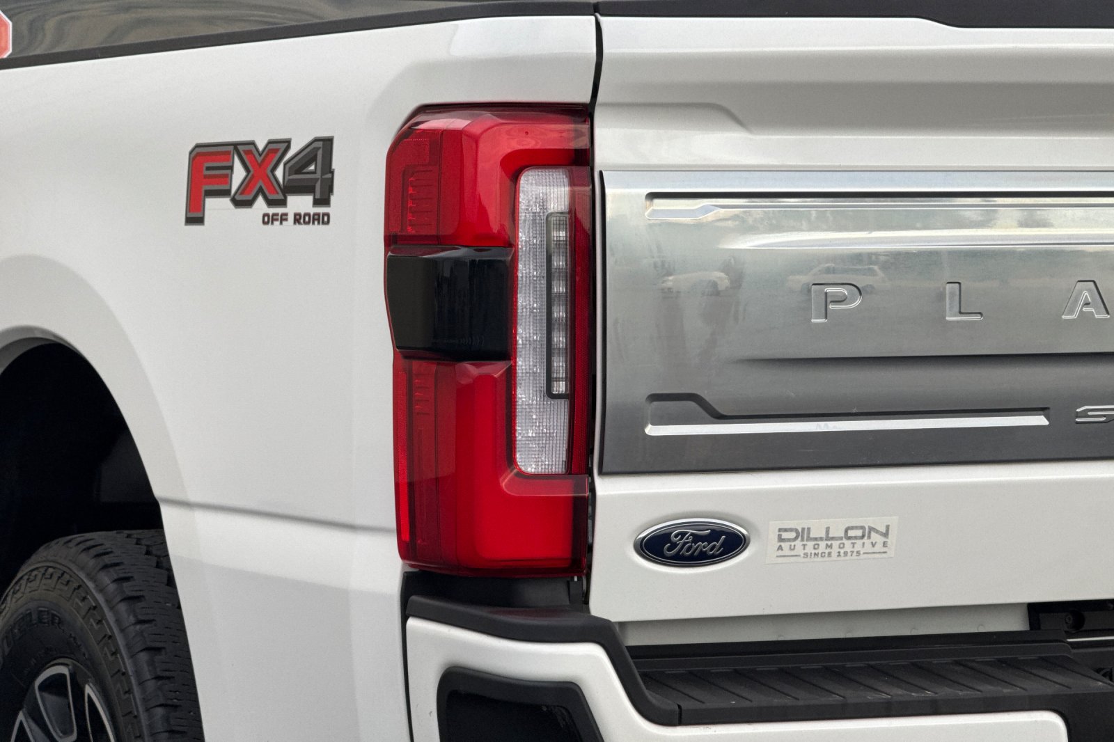 Used 2023 Ford F350 Platinum AWD/4WD image 29