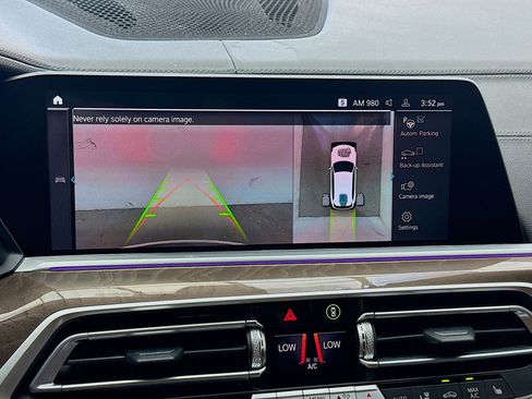 Used 2023 BMW X5 xDrive45e w/ Executive Package image 10