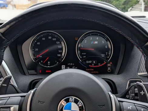 Used 2018 BMW M2 image 16