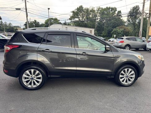 Used 2017 Ford Escape Titanium AWD/4WD image 6