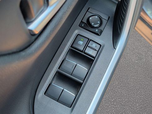 Used 2021 Toyota RAV4 XSE AWD/4WD image 9