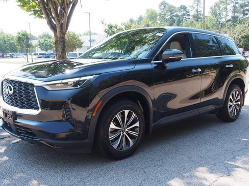 Used 2024 INFINITI QX60 Pure AWD/4WD image 3