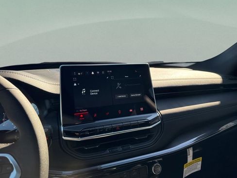 New 2026 Jeep Compass Latitude image 12