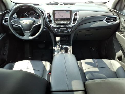 Used 2022 Chevrolet Equinox Premier FWD image 12