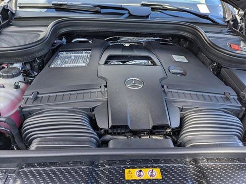 New 2026 Mercedes-Benz GLS 580 4MATIC image 15