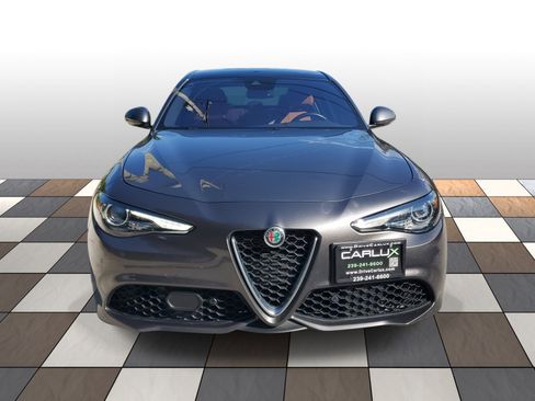 Used 2023 Alfa Romeo Giulia Ti image 2