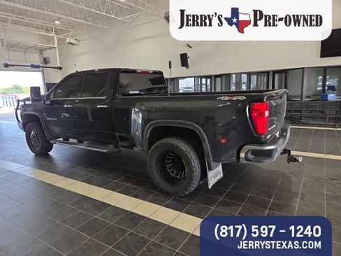 Used 2025 Chevrolet Silverado 3500 LTZ w/ LTZ Convenience Package AWD/4WD image 6