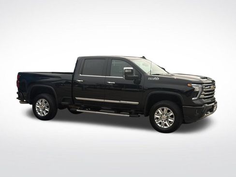 Certified 2024 Chevrolet Silverado 2500 High Country w/ Z71 Off-Road Package AWD/4WD image 9