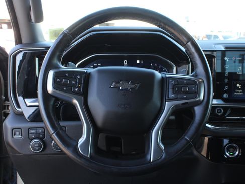 Used 2022 Chevrolet Silverado 1500 LT Trail Boss w/ Protection Package image 8