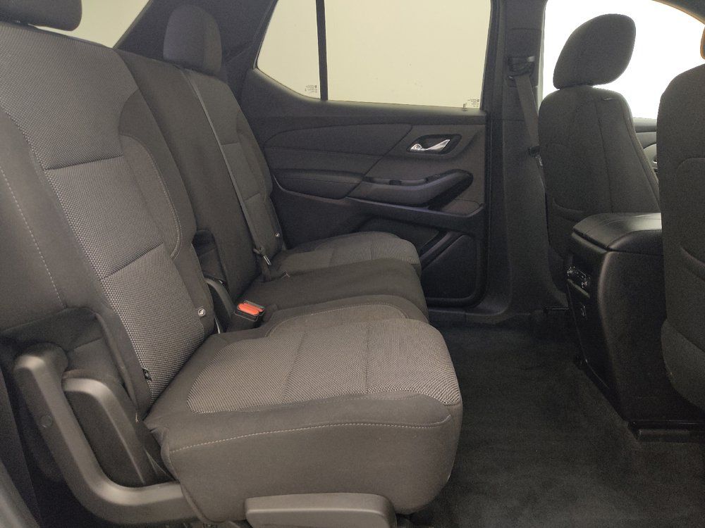 Used 2023 Chevrolet Traverse LT w/ LPO, Floor Liner Package AWD/4WD image 19