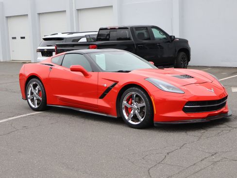 Used 2014 Chevrolet Corvette Stingray Coupe w/ 2LT Preferred Equipment Group image 14