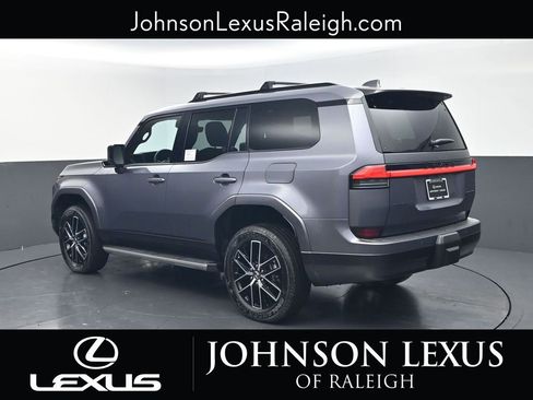 New 2026 Lexus GX 550 image 7
