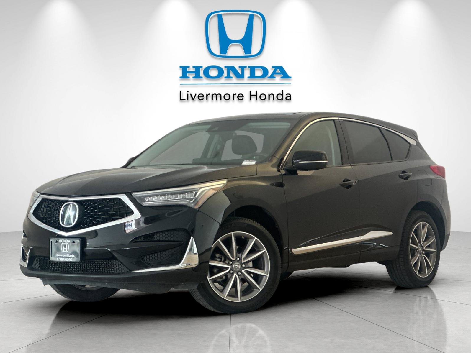Used 2019 Acura RDX w/ Technology Package AWD/4WD image 2
