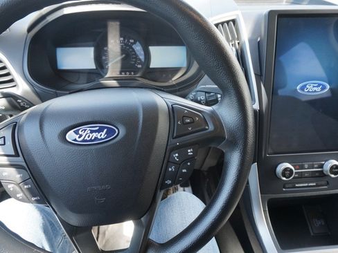 Used 2023 Ford Edge SEL w/ Convenience Package AWD/4WD image 10
