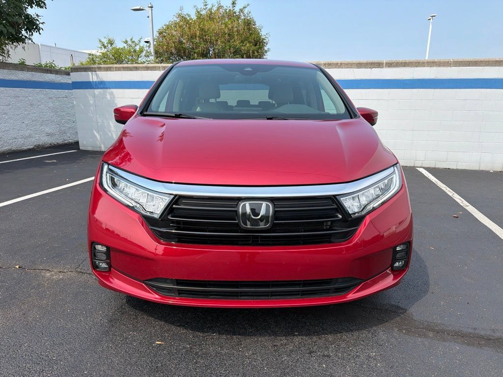 Certified 2024 Honda Odyssey EX image 8