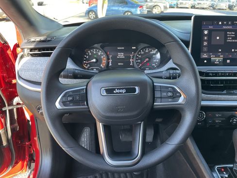 Used 2024 Jeep Compass Sport image 25