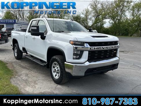 Used 2020 Chevrolet Silverado 2500 LT AWD/4WD image 1