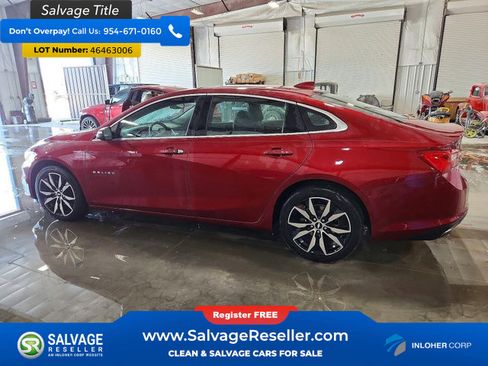 Used 2018 Chevrolet Malibu LT w/ Driver Confidence Package image 3