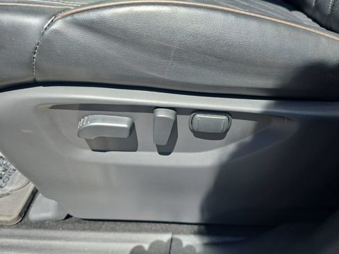 Used 2023 Nissan Armada Platinum w/ Captain's Chairs Package AWD/4WD image 14