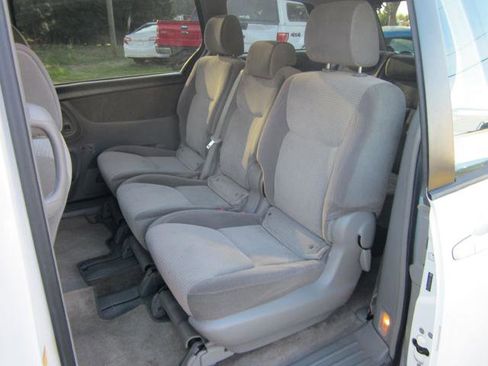Used 2008 Toyota Sienna CE image 13