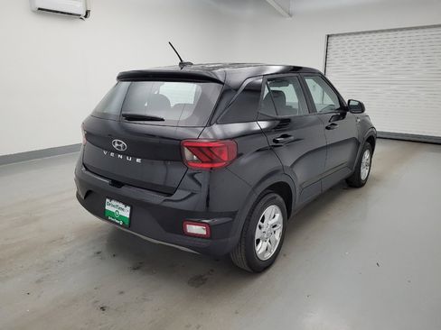 Used 2025 Hyundai Venue SE FWD image 9