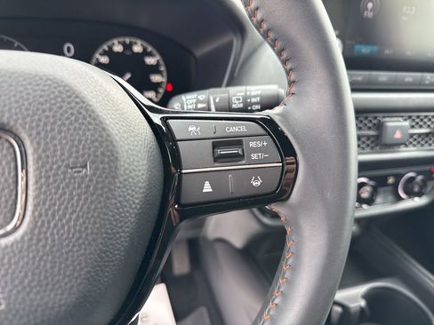 Used 2024 Honda HR-V Sport image 16
