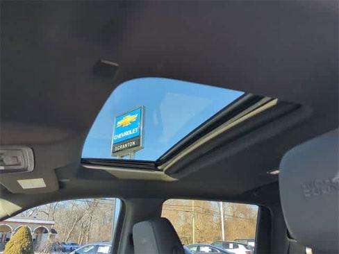 Used 2022 Chevrolet Silverado 2500 High Country w/ Z71 Off-Road Package image 18