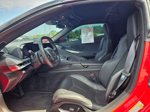 Used 2023 Chevrolet Corvette Stingray Coupe w/ 1LT RWD image 18