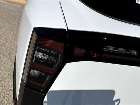 New 2026 Nissan Kicks SV image 12