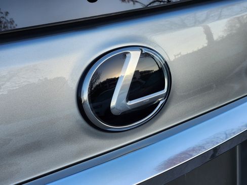 Used 2023 Lexus GX 460 Premium image 12