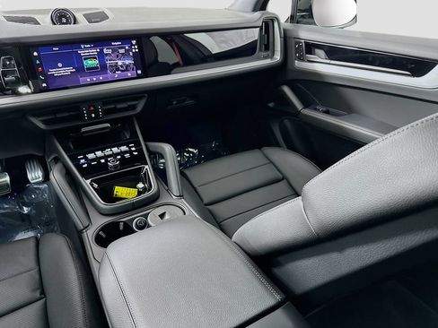 New 2026 Porsche Cayenne S AWD/4WD image 26
