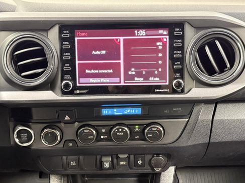 Used 2021 Toyota Tacoma TRD Sport image 26