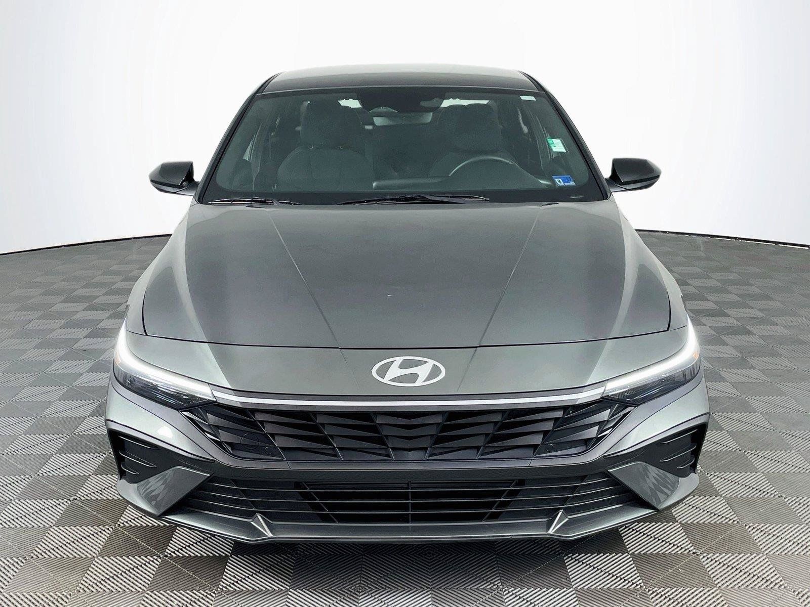 Certified 2026 Hyundai Elantra Sport FWD image 2