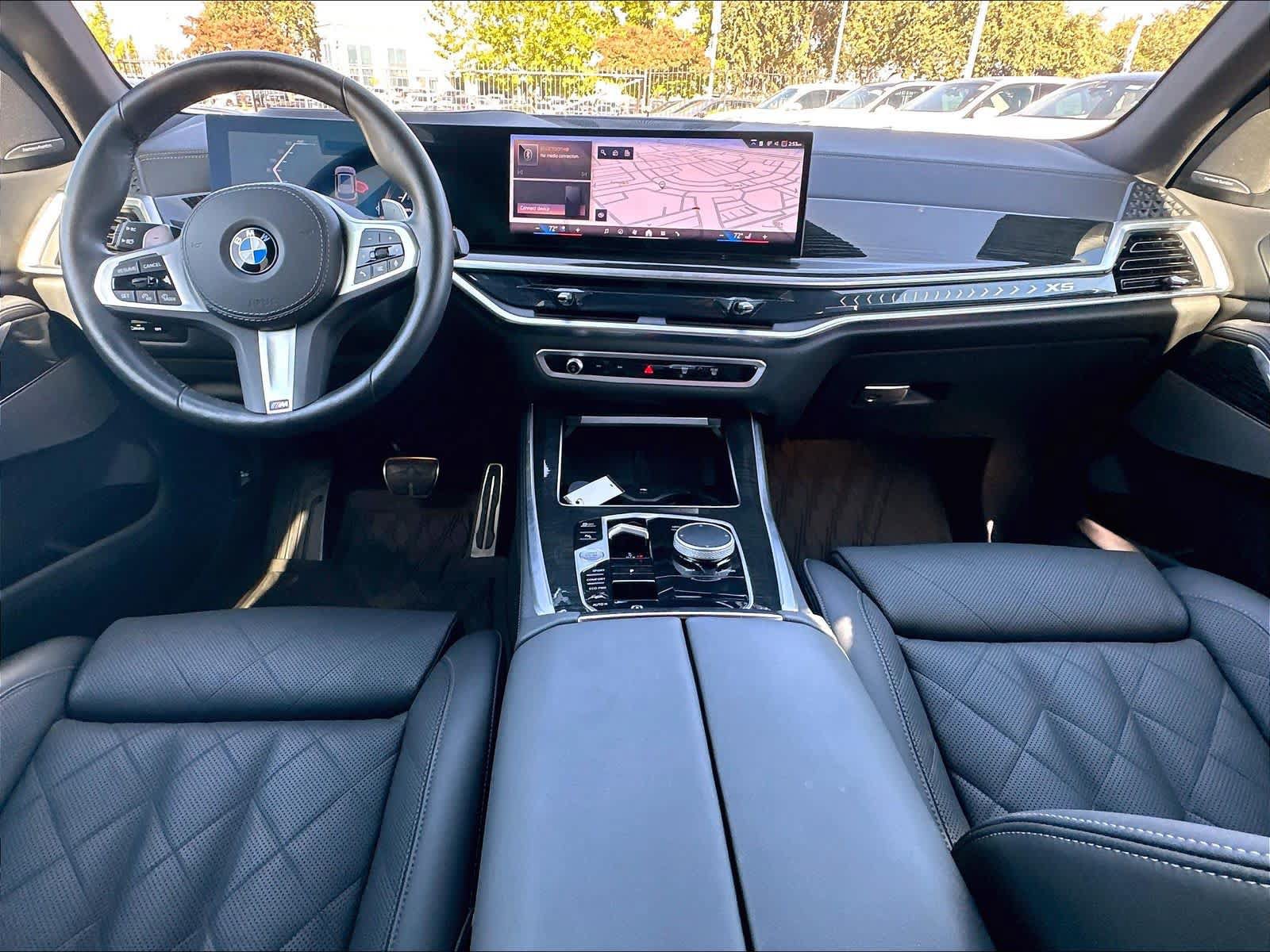 Used 2026 BMW X5 xDrive40i w/ M Sport Package AWD/4WD image 9
