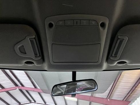 Used 2017 Nissan Sentra SV FWD image 24