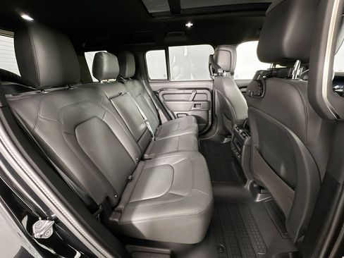 Certified 2026 Land Rover Defender 110 S AWD/4WD image 27