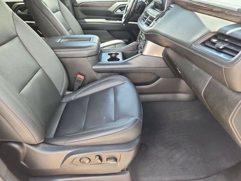 Used 2022 Chevrolet Suburban Z71 AWD/4WD image 27