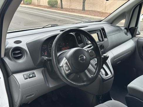 Used 2017 Nissan NV200 SV w/ Technology Package FWD image 20
