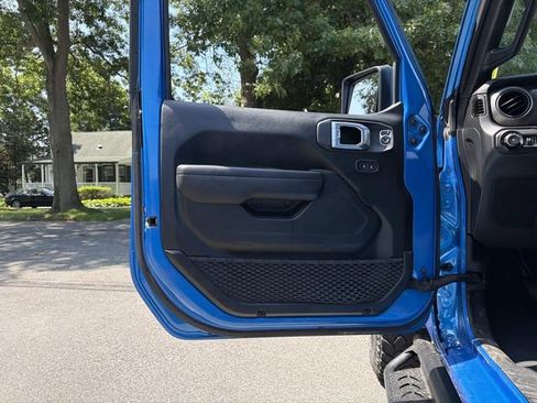 Used 2022 Jeep Wrangler Unlimited Sport AWD/4WD image 21
