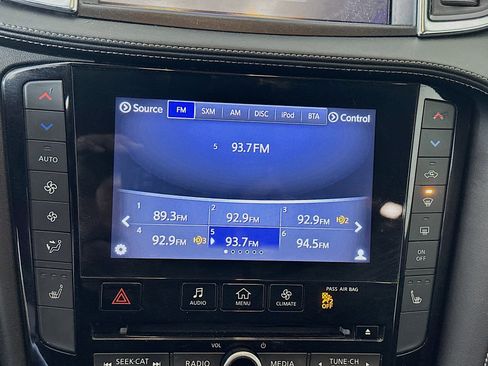 Used 2019 INFINITI QX50 Luxe w/ Navigation Package image 19