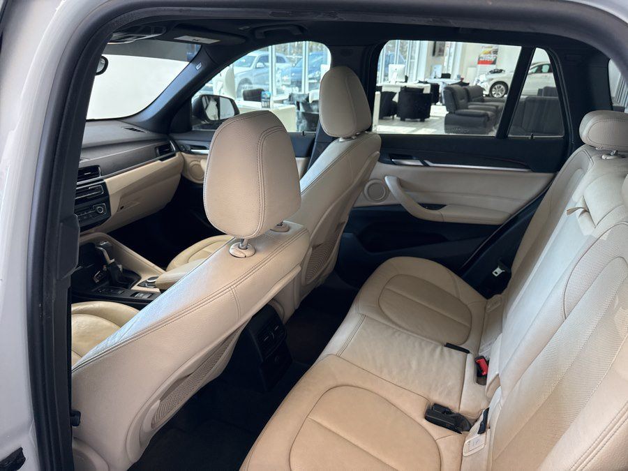 Used 2017 BMW X1 xDrive28i AWD/4WD image 8