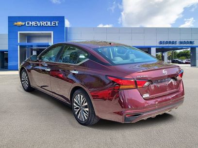 Used 2024 Nissan Altima 2.5 SV