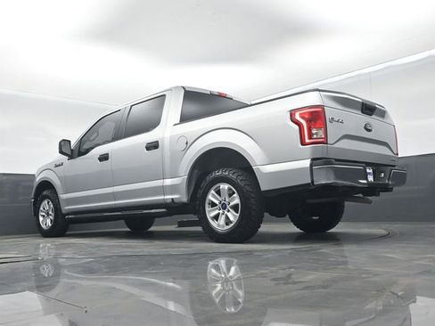 Used 2015 Ford F150 XLT w/ Trailer Tow Package RWD image 46
