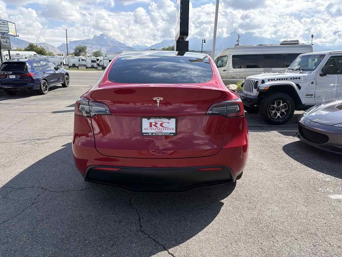 Used 2022 Tesla Model Y Long Range AWD/4WD image 4
