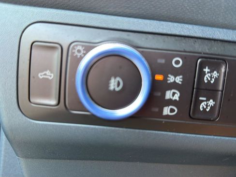 Used 2025 Ford Maverick Lobo AWD/4WD image 17