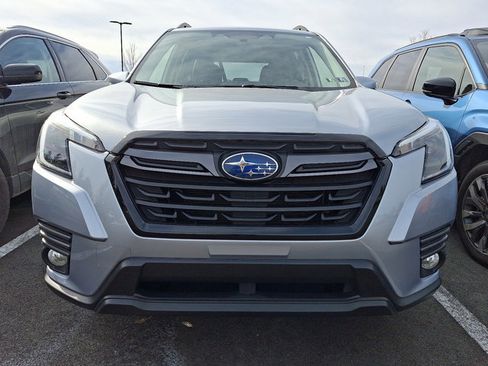 Certified 2023 Subaru Forester Limited image 2
