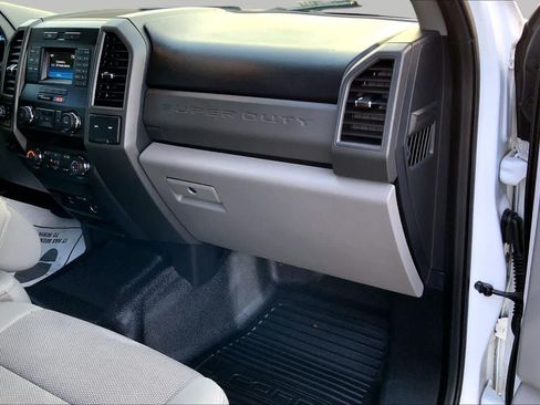 Used 2019 Ford F250 XL w/ XL Value Package AWD/4WD image 15