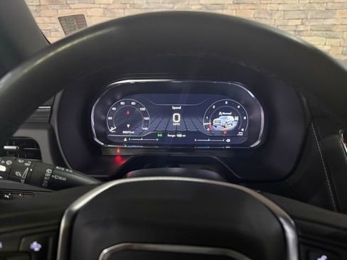 Used 2023 GMC Yukon SLT w/ SLT Luxury Package AWD/4WD image 22