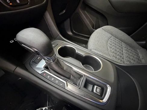 Used 2024 Chevrolet Equinox LT AWD/4WD image 21