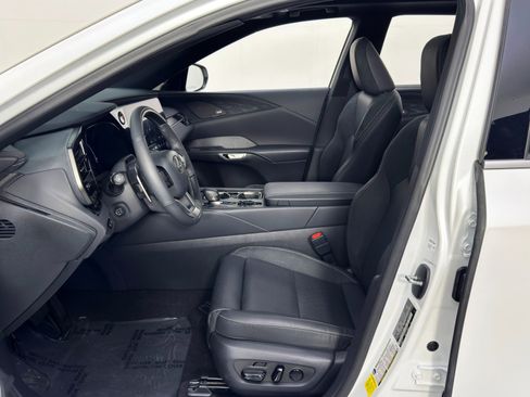 Used 2023 Lexus RX 350 Luxury image 17